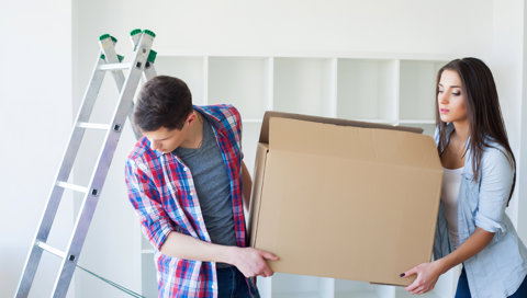 A Couple With Boxes Moves To A New House Property 2023 01 27 04 10 47 Utc